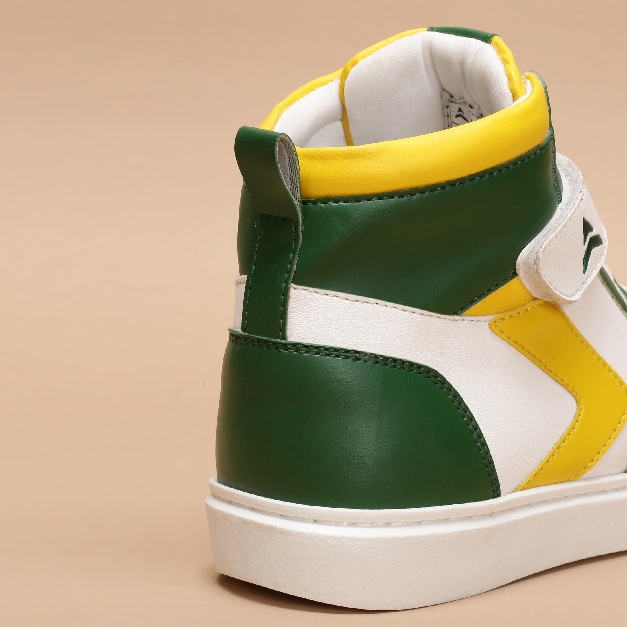 AVANT Kid's MiniMaverick Sneaker Shoes- Soft Cushioned Insole, Lightweight, Durable, Comfortable, Trendy, Casual Footwear (AVKSH003CL02SIZE1_UK1_Green/Yellow)