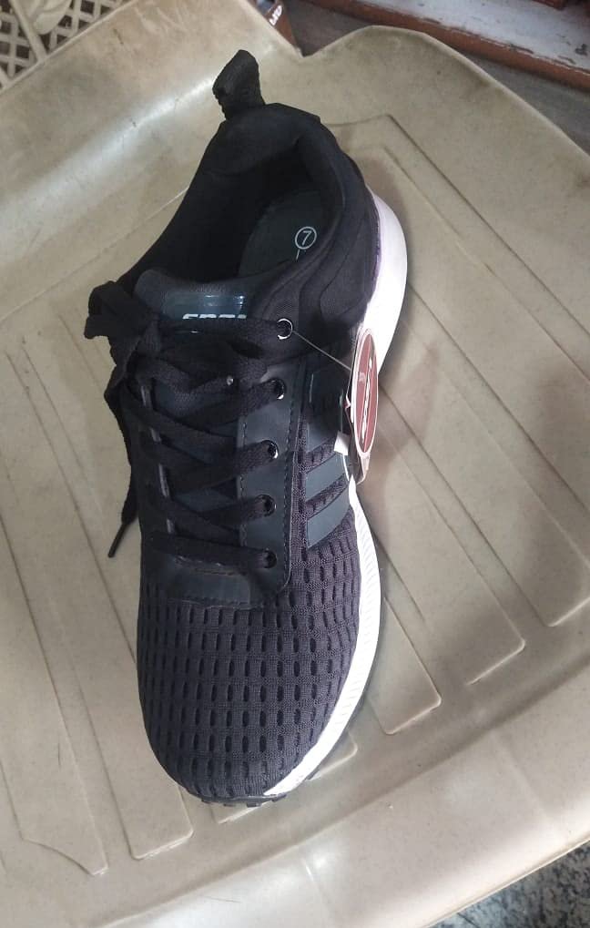 Gents Sport Casual Shoes, Sm 382,Grey Black, Size 8, mro 1800/- only (4)