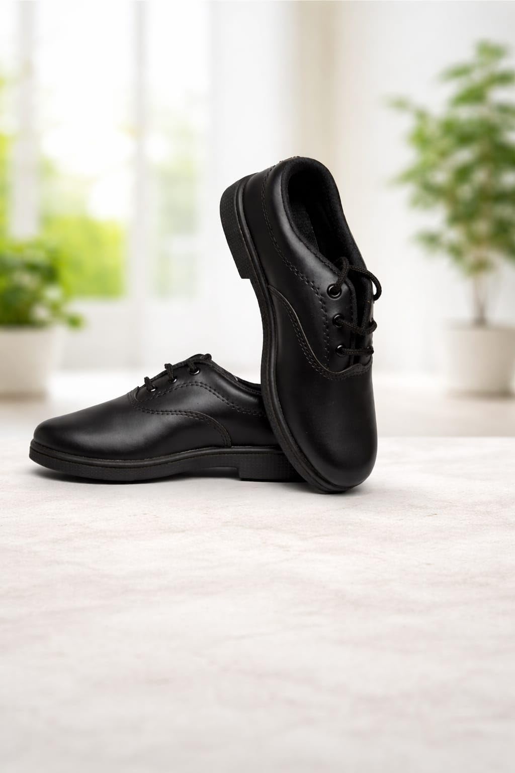 Black School shoue (UK Footwear Size System, Big Kid, Men, Numeric, Medium, 2) - Image 2