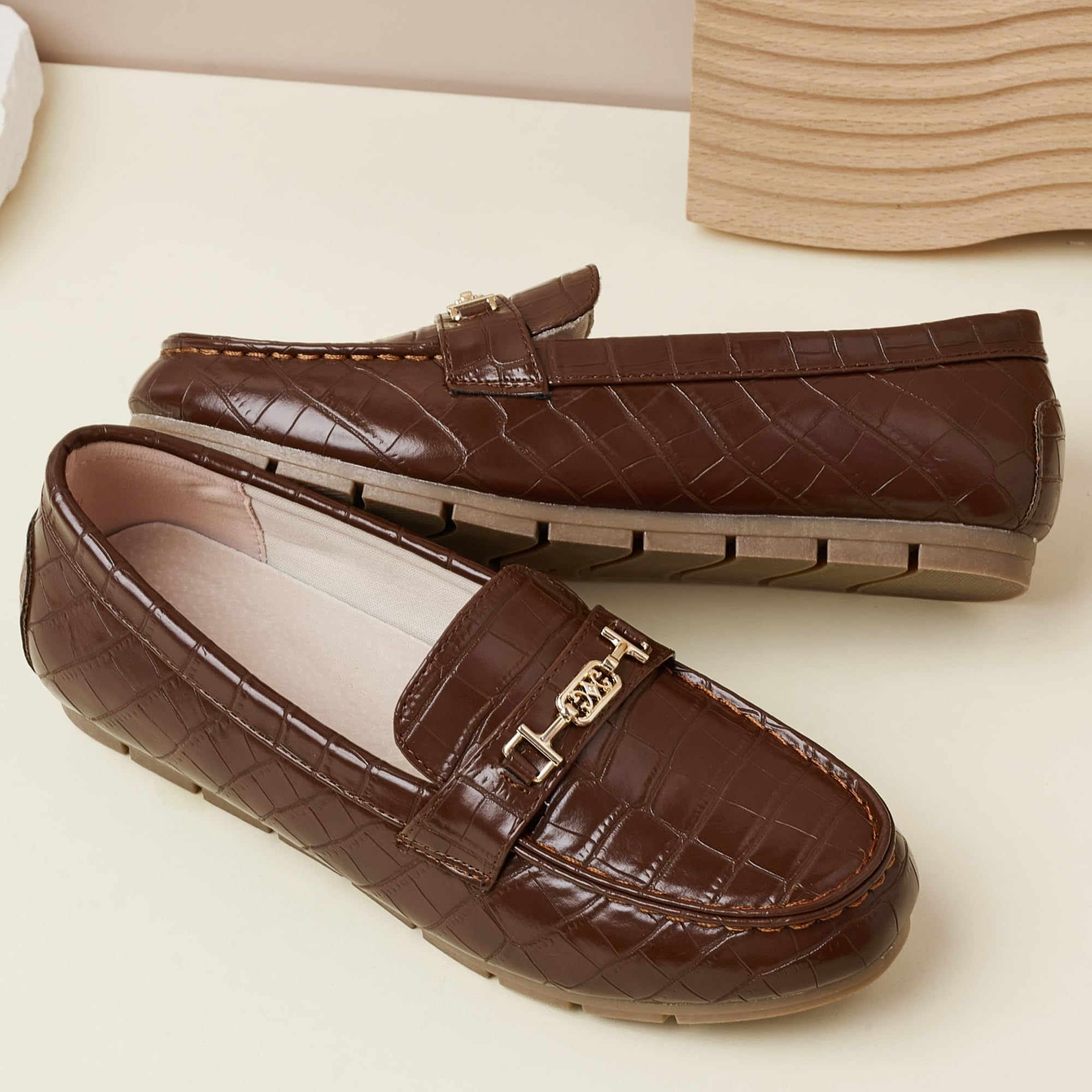 Women's Loafer Shoes Leisure Slip On Work Shoes Comfort Walking Flats, Chocolate, 9.5 - Image 6